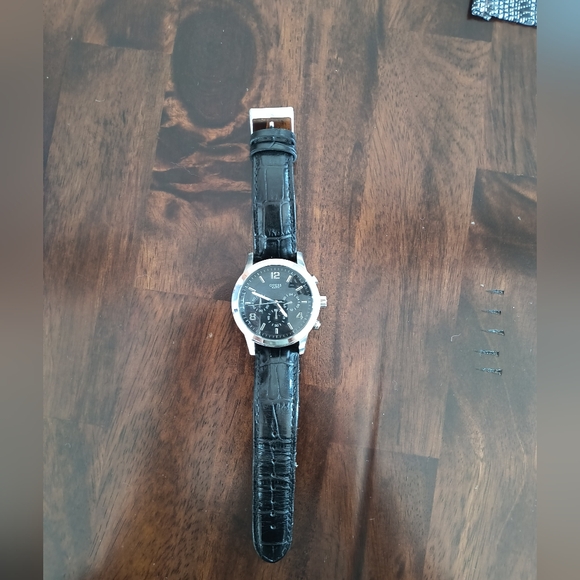 COPY - Men's Guess watch black leather strap - Picture 5 of 6